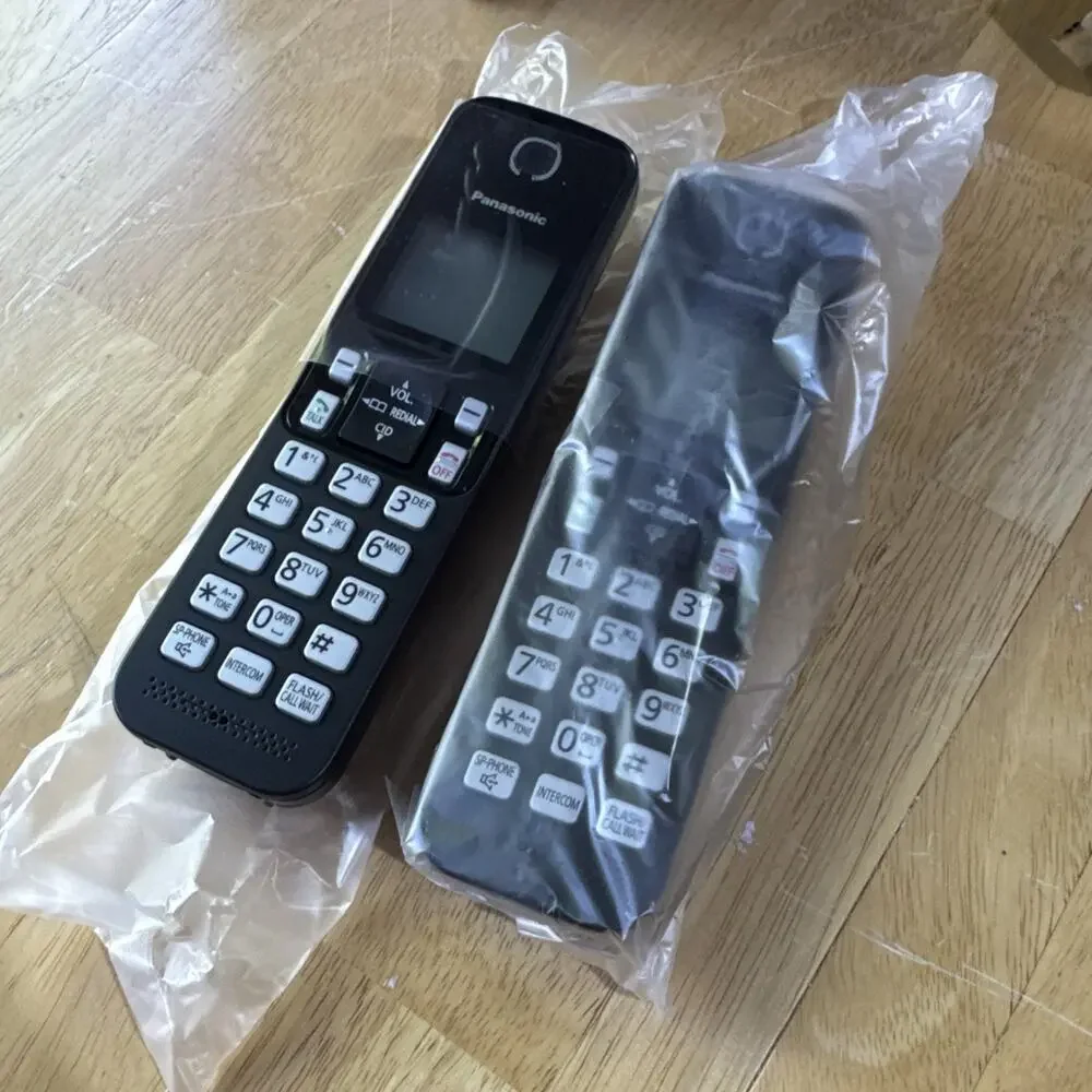 Panasonic KX-TGC352B Cordless Phone System